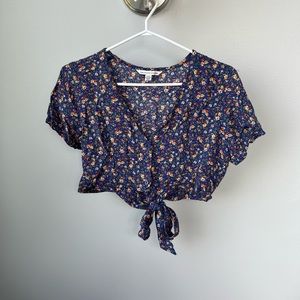 American Eagle crop top NWOT